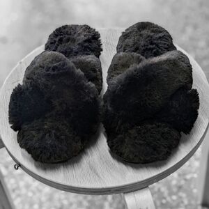 Secret Treasures Black Faux Fur Slippers